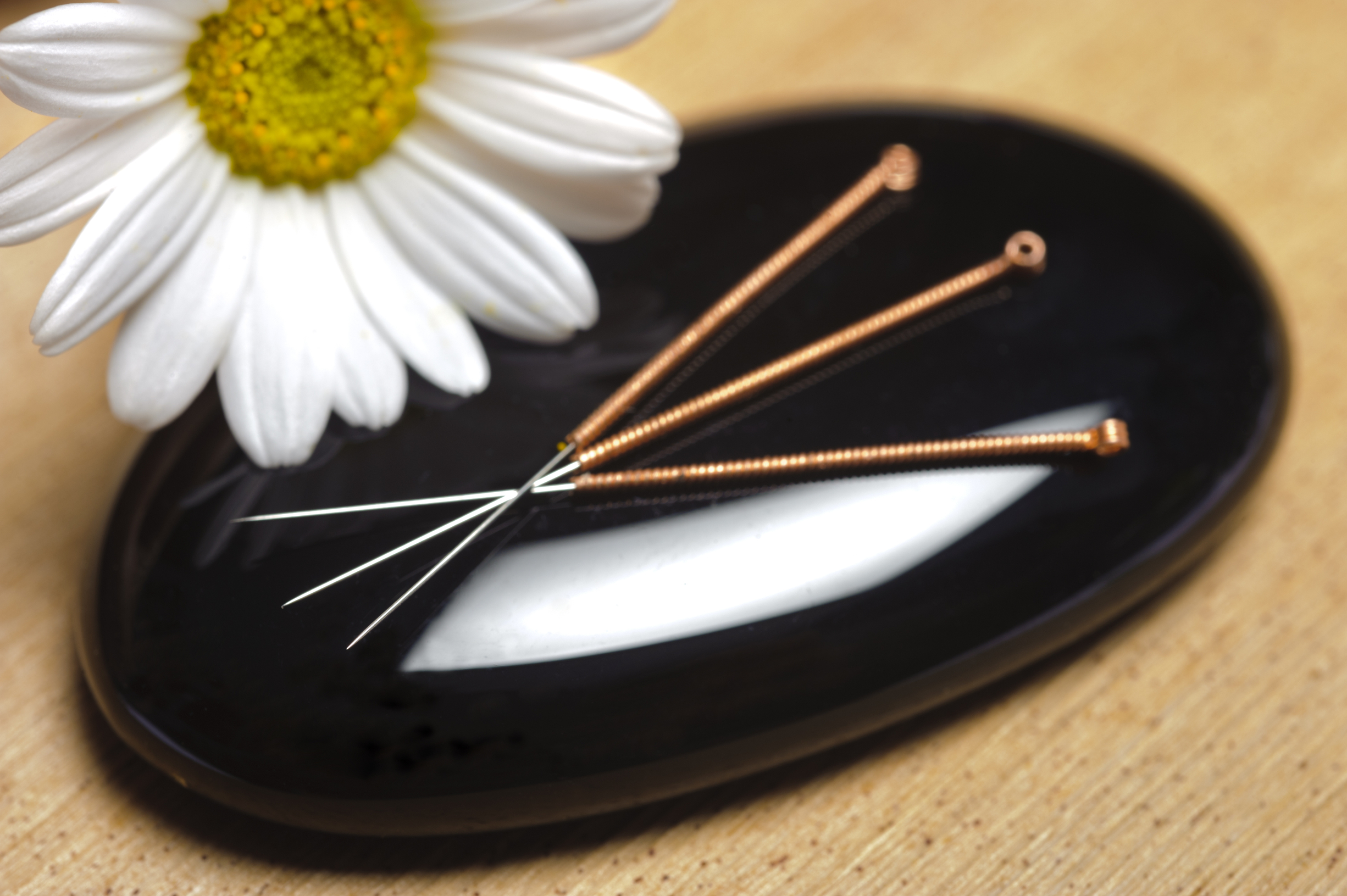 alternative medicine with acupuncture